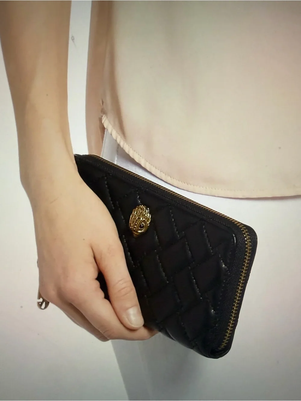 KURT GEIGER LEATHER ZIP AROUND WALLET EAGLE.